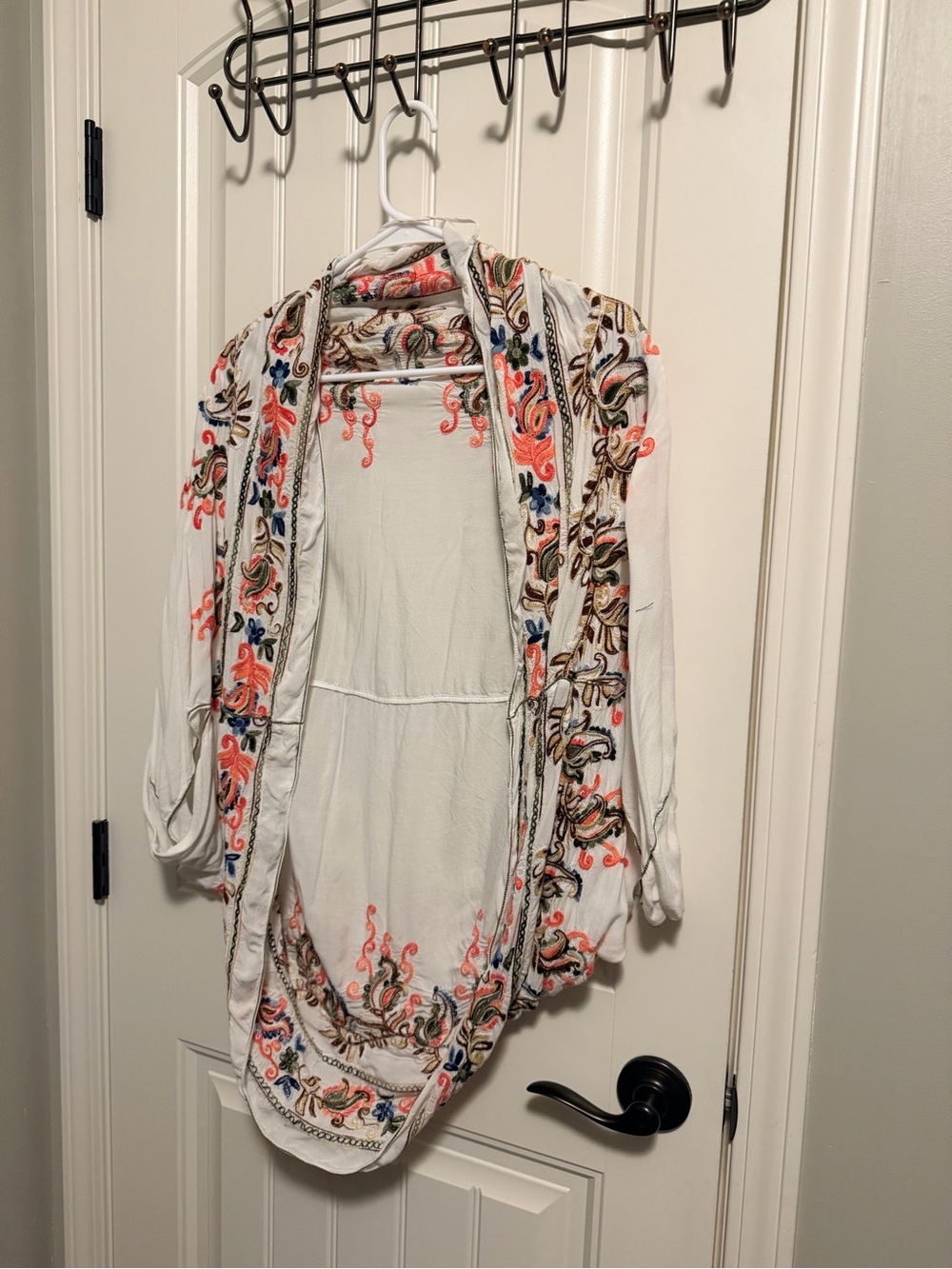 Embroidered White Open-Front Women's Cardigan Jacket